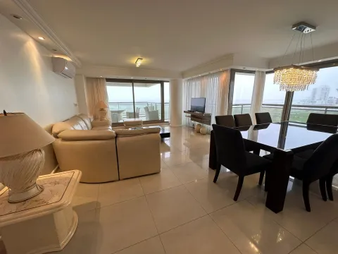 Venta apartamento 3 dormitorios- Playa Brava
