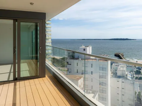 Venta apartamento 3 dormitorios - Playa Mansa