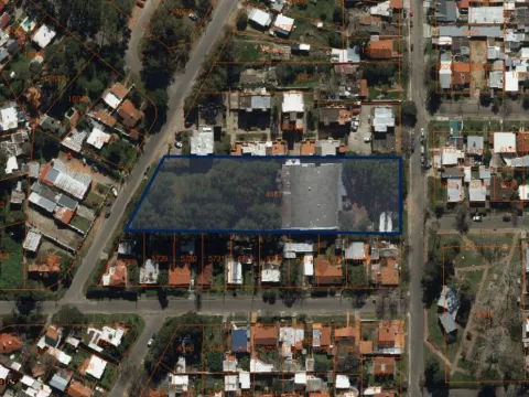 Venta Galpón para fines comerciales- Maldonado