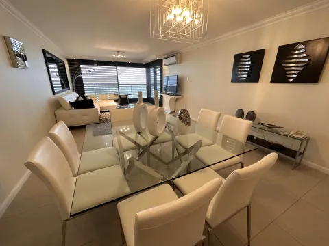 Venta apartamento 3 dormitorios-  Playa Brava