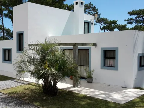 VENTA CASA 3 DORMITORIOS EN LA BARRA ZONA LA HORQUETA — foto 2