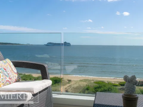 Pent-house primera linea Playa Mansa - Punta del Este