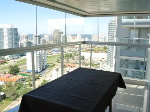 Apartamento 2 dormitorios alquiler temporada- Playa Mansa