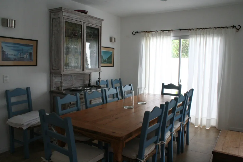 ALQ TEMPORARIO CASA 4 DORMITORIOS LA BARRA MB UBICACIÓN — foto 4