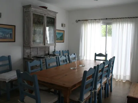 ALQ TEMPORARIO CASA 4 DORMITORIOS LA BARRA MB UBICACIÓN — foto 4
