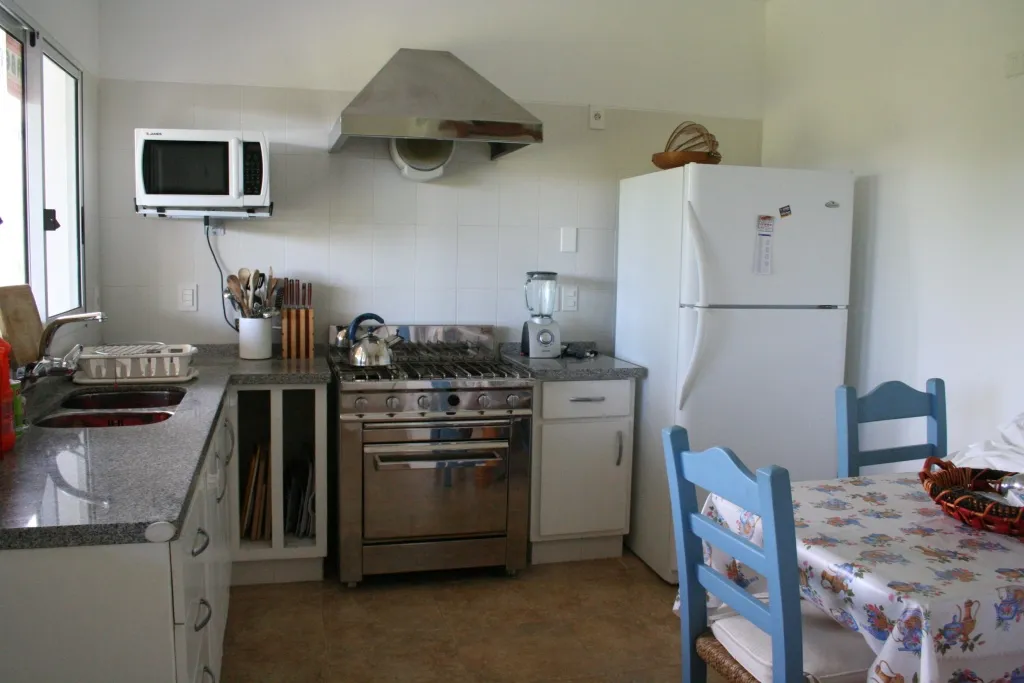 ALQ TEMPORARIO CASA 4 DORMITORIOS LA BARRA MB UBICACIÓN — foto 5