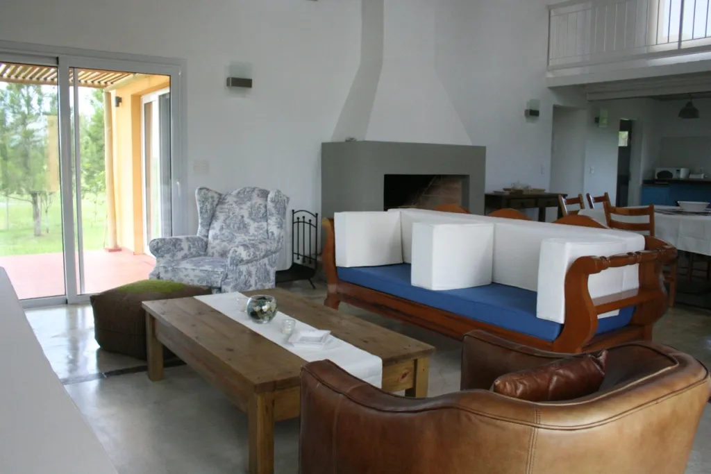 VENTA CHACRA 20,64 HAS CASA 3 DORM C/PISCINA MANANTIALES — foto 8