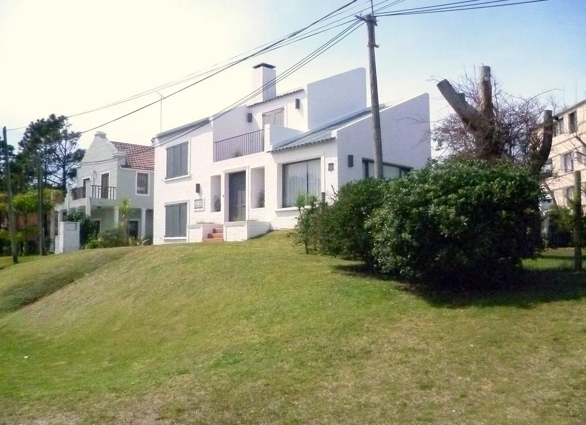 Casa en La Barra — foto 1