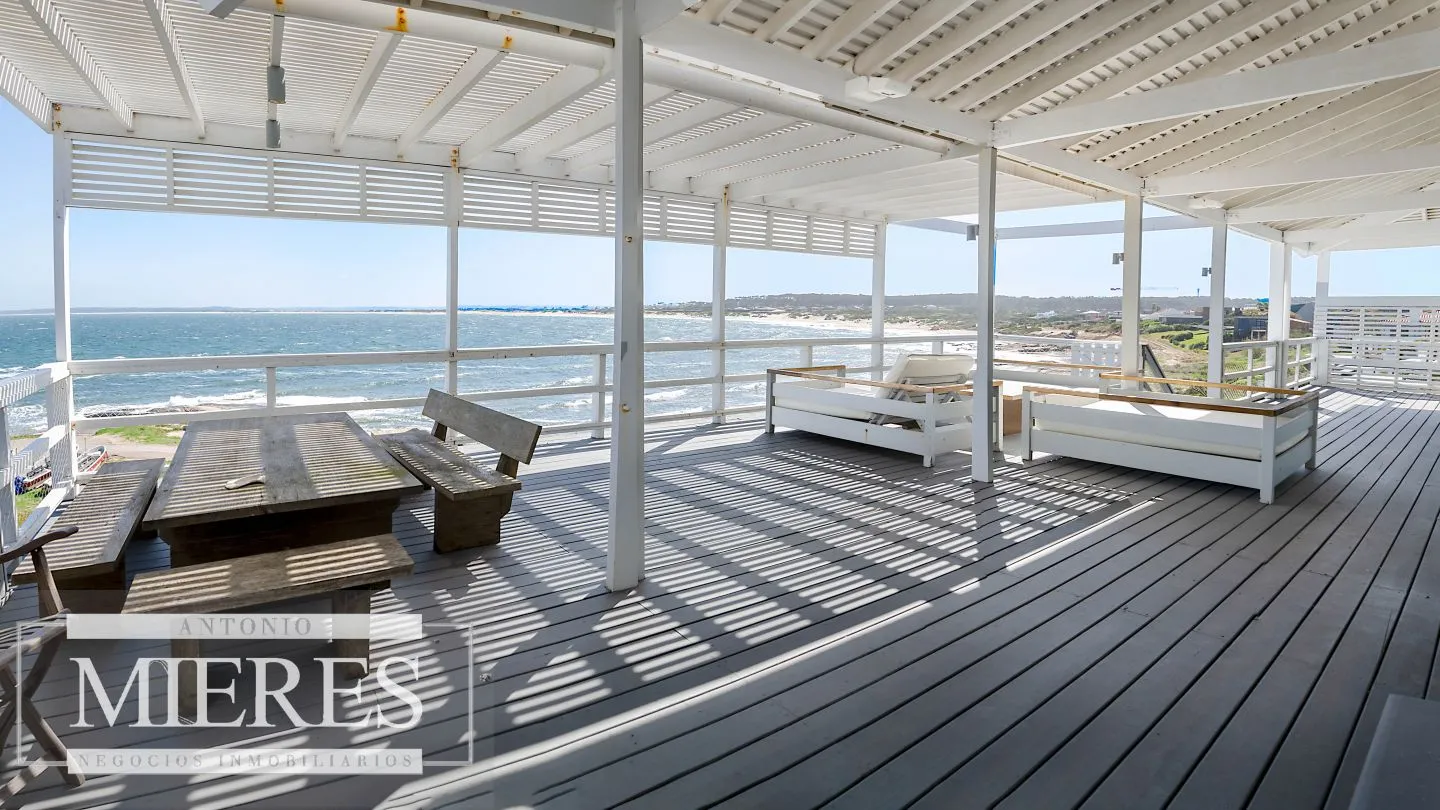 Alquiler casa 3 DORMITORIOS frente al mar espectacular! — foto 4