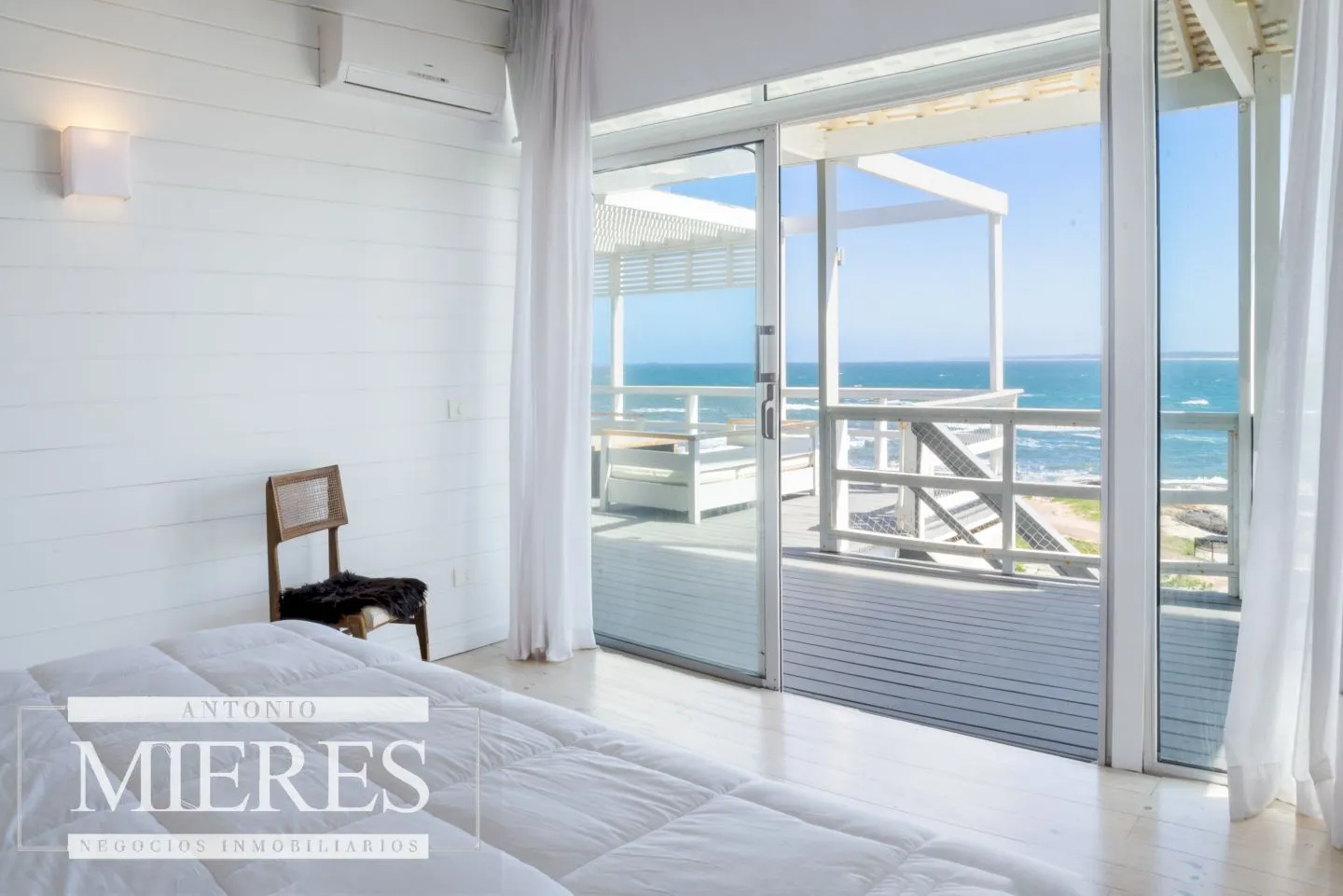 Alquiler casa 3 DORMITORIOS frente al mar espectacular! — foto 13