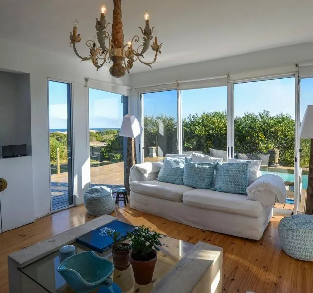 Alquiler casa 5 dorm en Arenas de Jose Ignacio frente al mar — foto 4