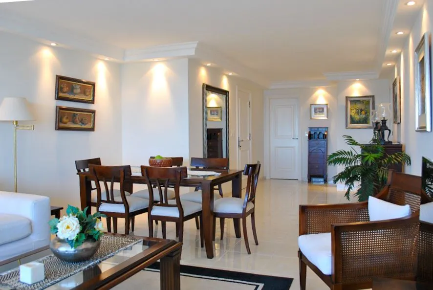 Apartamento en alquiler 4 dormitorios- Playa Mansa — foto 5