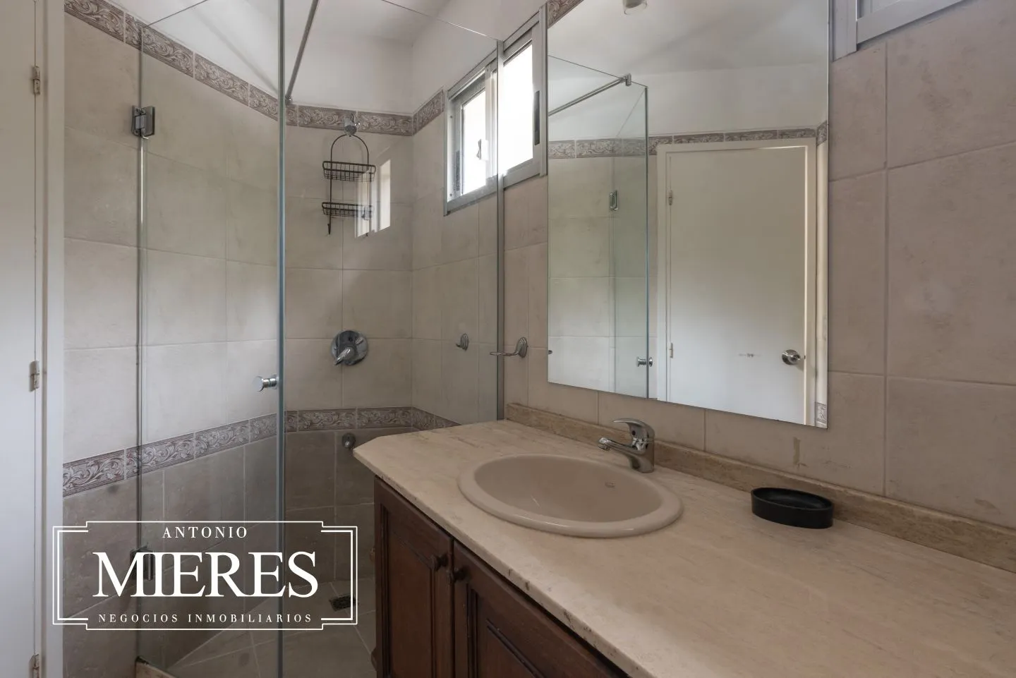 VENTA ,CASA ,6 DORMITORIOS ,MONTOYA, C/PISCINA — foto 20