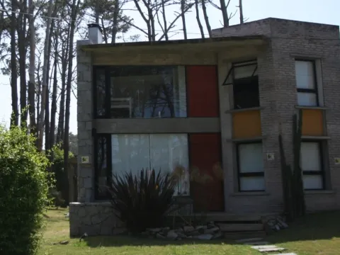 VENTA, CASA,4 DORMITORIOS, MONTOYA