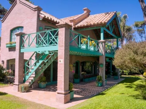 ALQUILER TEMP CASA 4 DORM C/PSCINA EN MONTOYA MB UBICACION