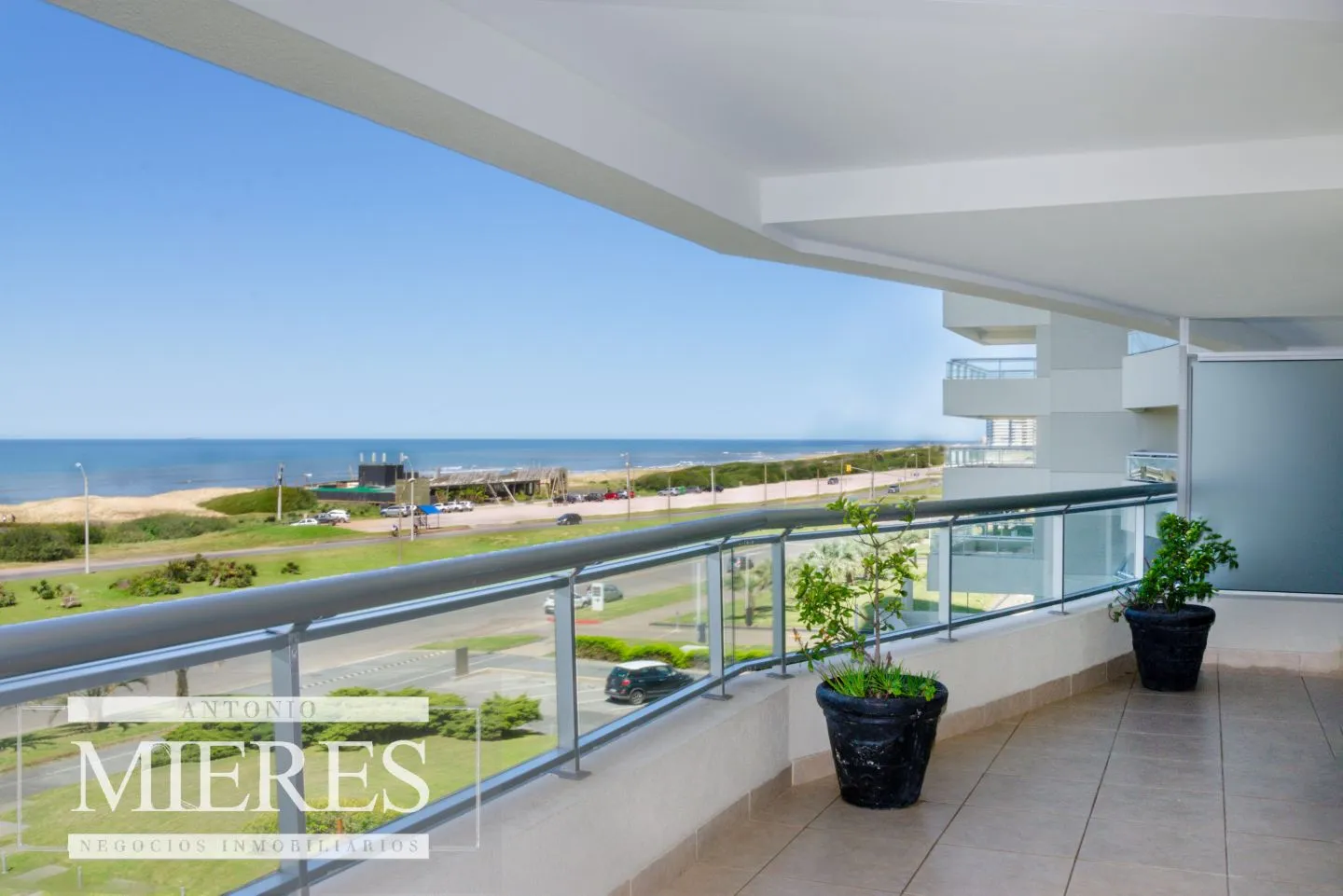 Venta apartamento 3 dormitorios- Playa Brava — foto 1
