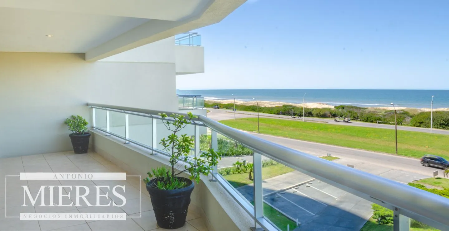 Venta apartamento 3 dormitorios- Playa Brava — foto 3