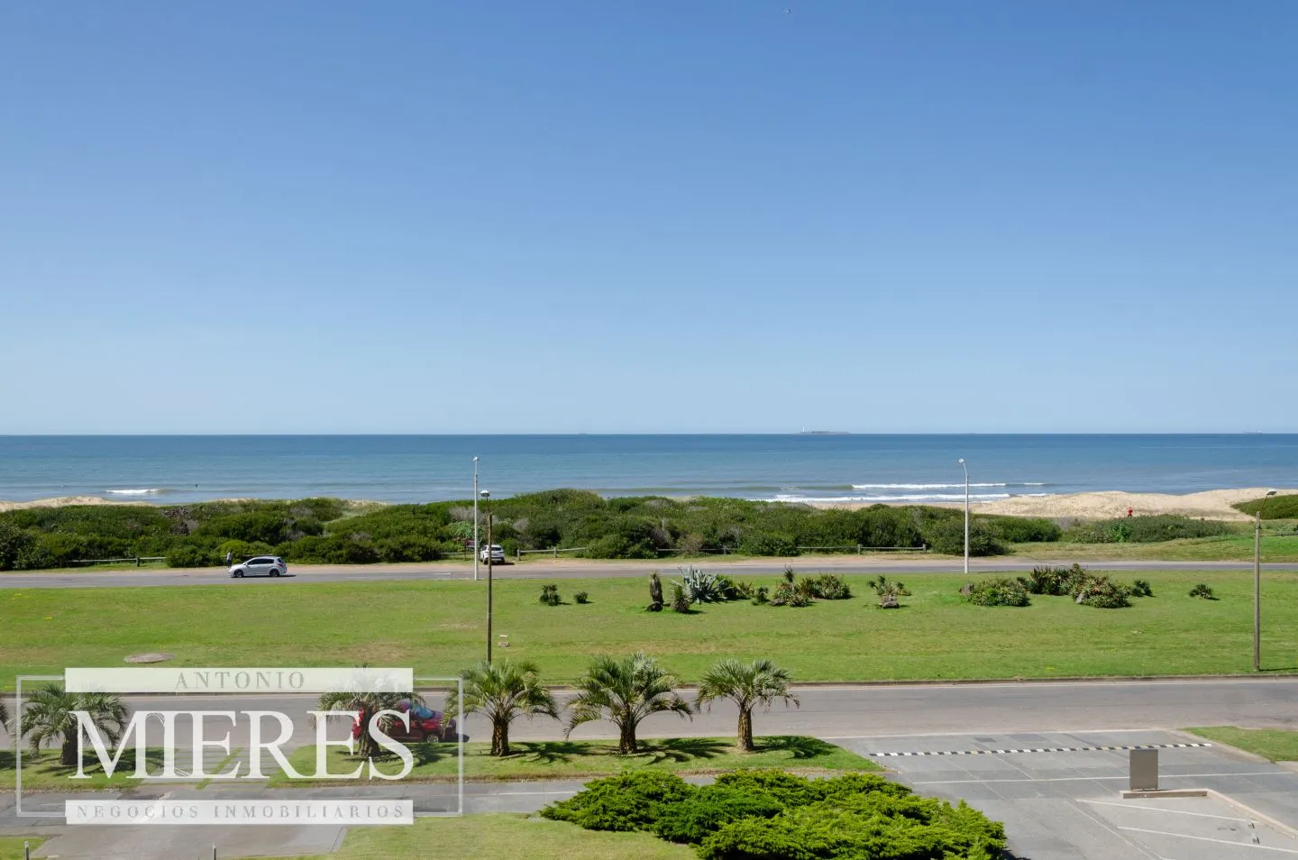 Venta apartamento 3 dormitorios - Playa Brava — foto 1