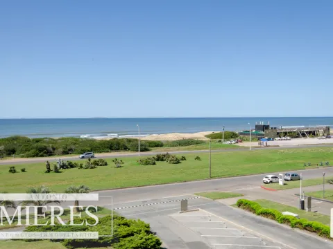 Venta apartamento 3 dormitorios - Playa Brava — foto 2