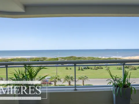 Venta apartamento 3 dormitorios - Playa Brava — foto 3