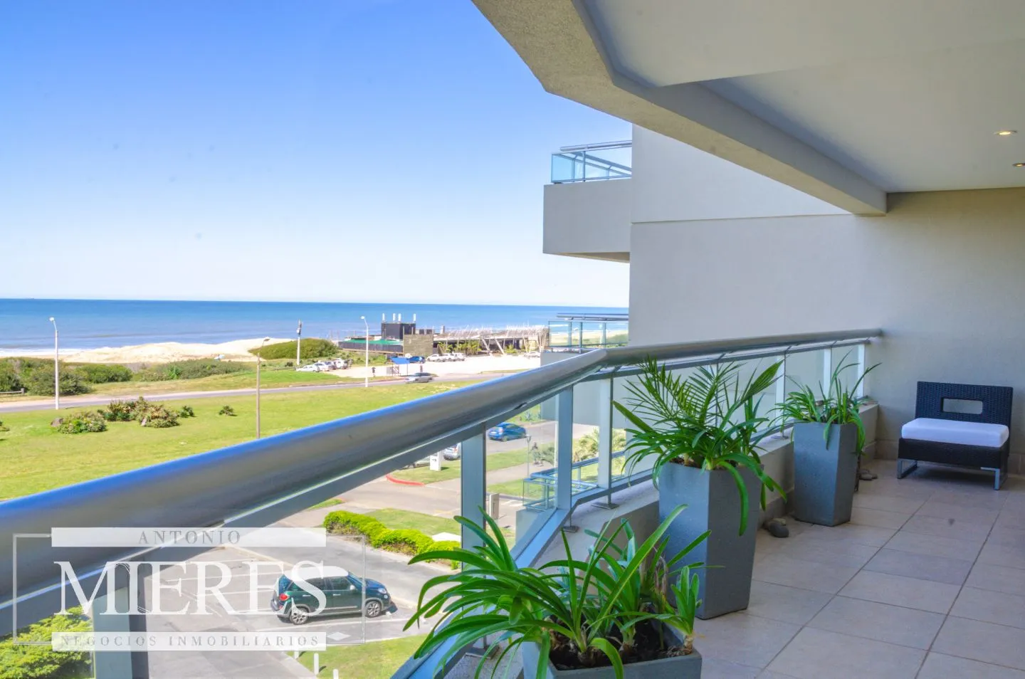 Venta apartamento 3 dormitorios - Playa Brava — foto 6