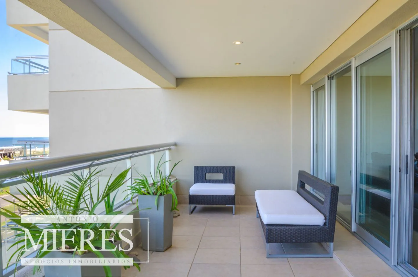 Venta apartamento 3 dormitorios - Playa Brava — foto 7
