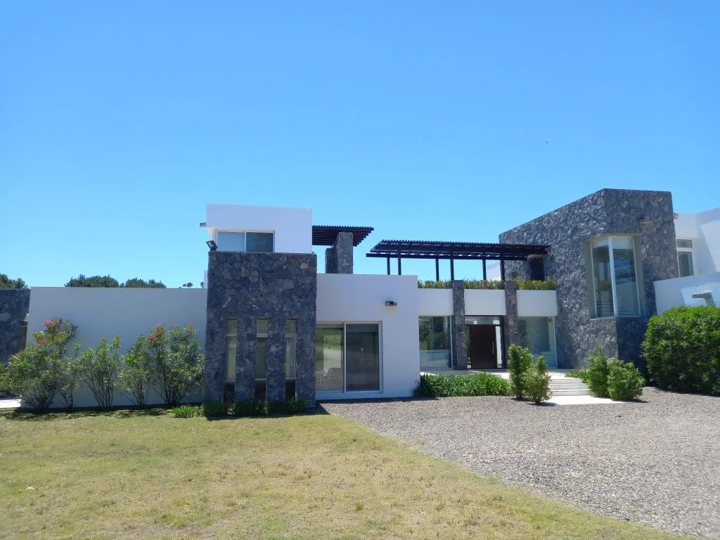 VENTA CASA 693 M2 1RA CALIDAD 5 DORM MANGRULLOS MANANTIALES — foto 6