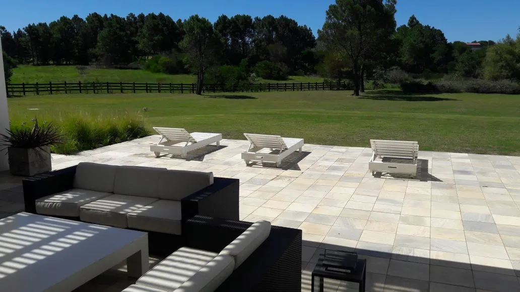 VENTA CASA 693 M2 1RA CALIDAD 5 DORM MANGRULLOS MANANTIALES — foto 18