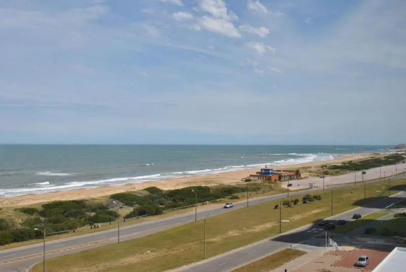 Apartamento de tres dormitorios- Playa Brava — foto 10