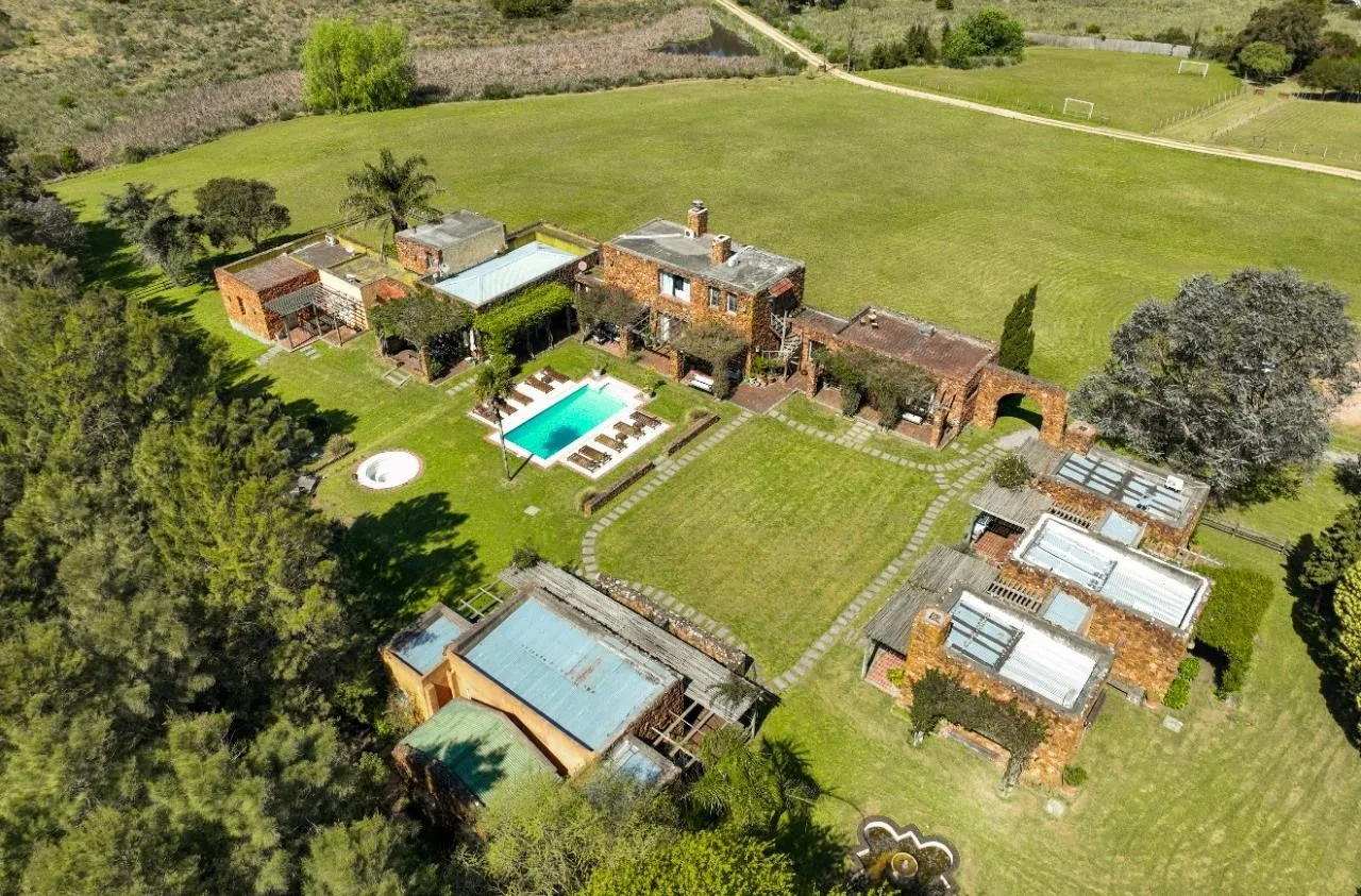 VENTA CHACRA 5 HAS 8 DORM EN SUITE, PISCINA ZNA CNO MAGDALEN — foto 1