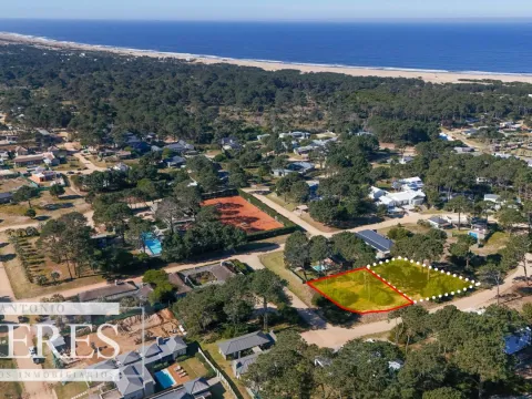 Lote en venta de 1000m2 en barrio privado Pinar del Faro