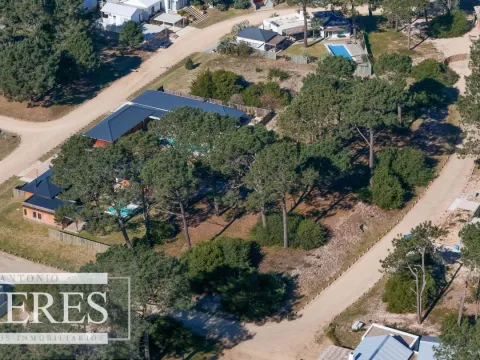 Lote en venta de 1000m2 en barrio privado Pinar del Faro — foto 3