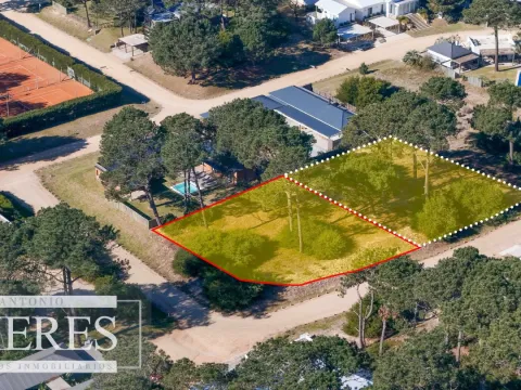 Lote en venta de 1000m2 en barrio privado Pinar del Faro — foto 4