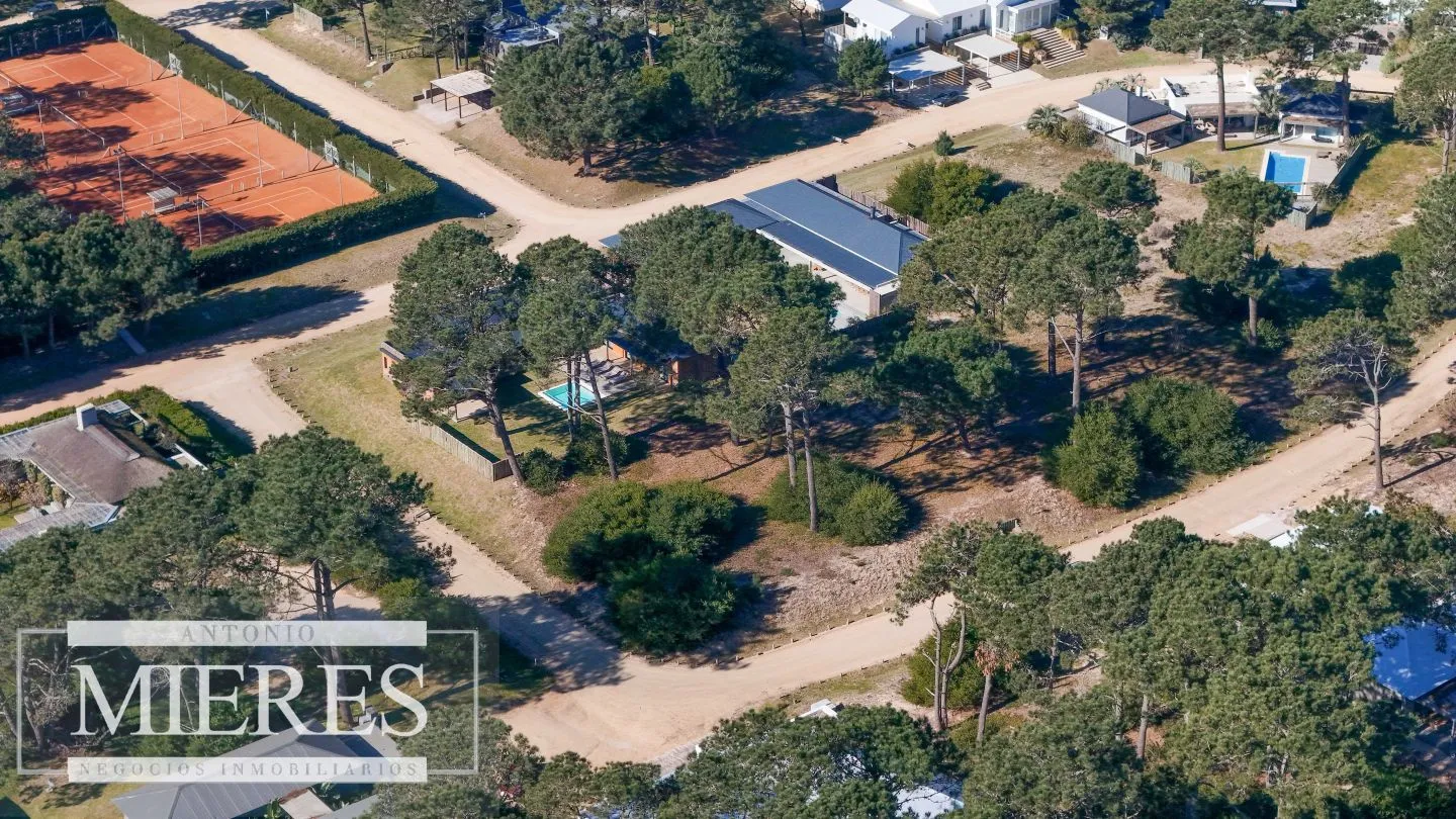 Lote en venta de 1000m2 en barrio privado Pinar del Faro — foto 5