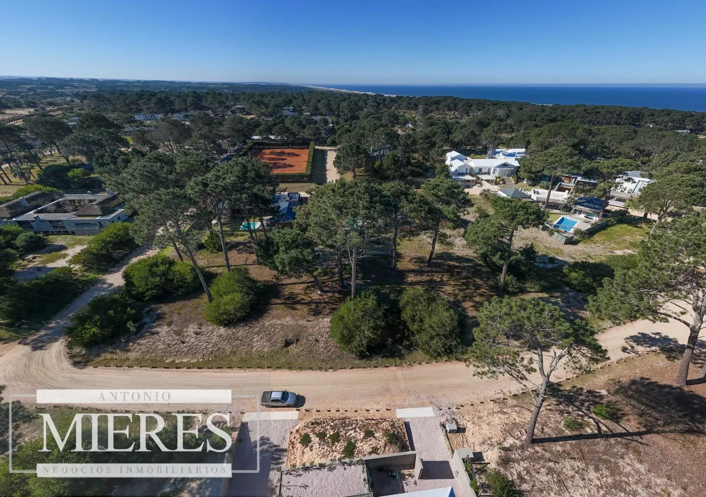Lote en venta de 1000m2 en barrio privado Pinar del Faro — foto 8