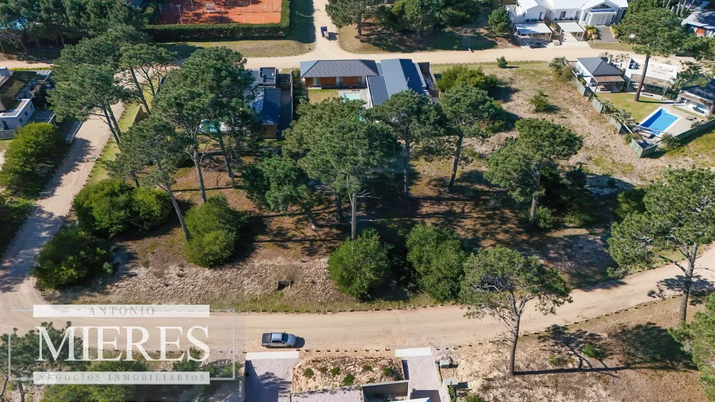 Lote en venta de 1000m2 en barrio privado Pinar del Faro — foto 14