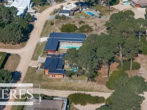 Lote de 1000m2 en venta en barrio Pinar del Faro