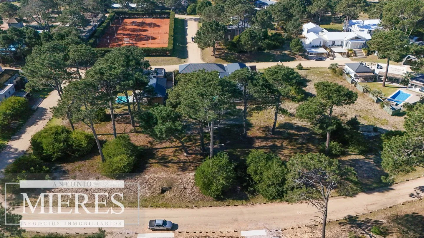 Lote de 1000m2 en venta en barrio Pinar del Faro — foto 11