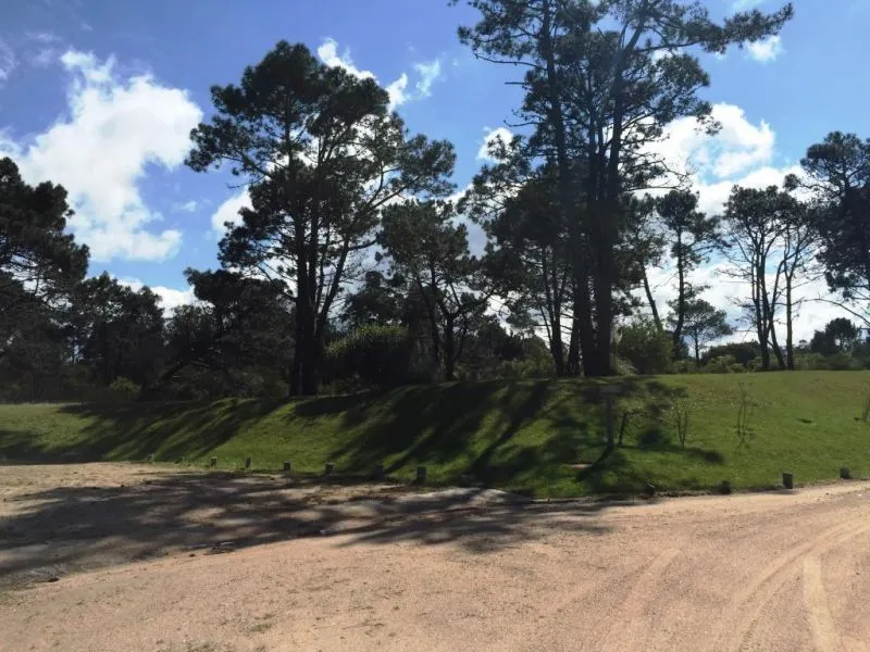 Lote de 1000m2 en venta en barrio Pinar del Faro — foto 13