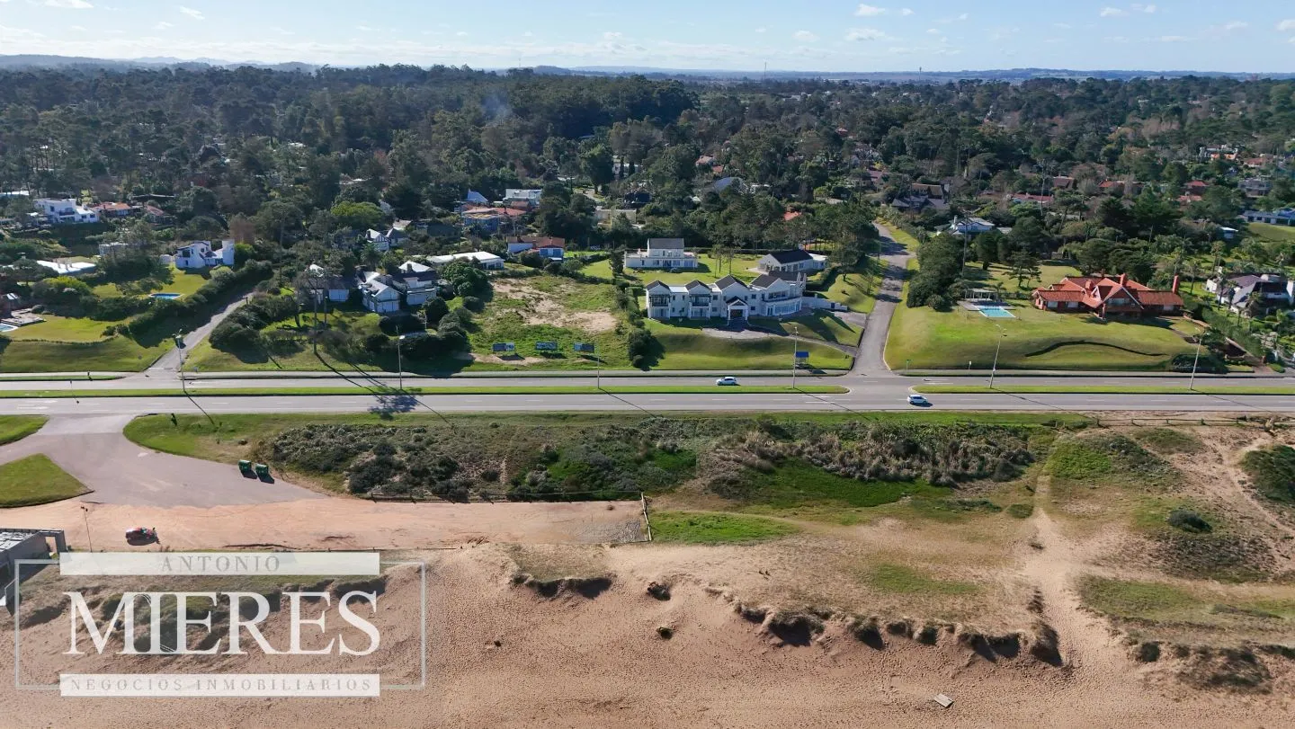 Venta lote en primera linea - Playa Mansa — foto 15