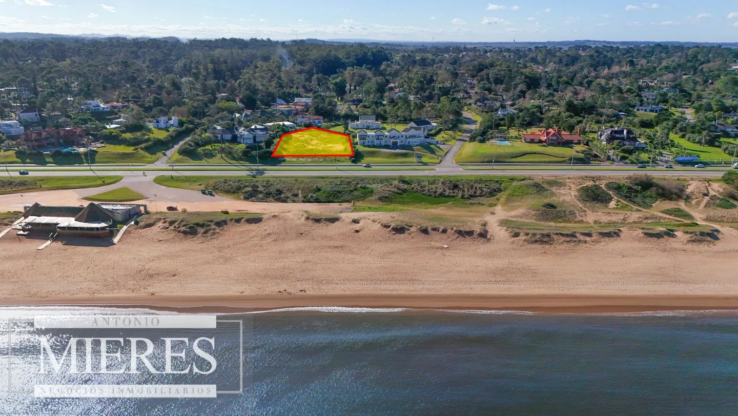 Venta lote en primera linea - Playa Mansa — foto 16