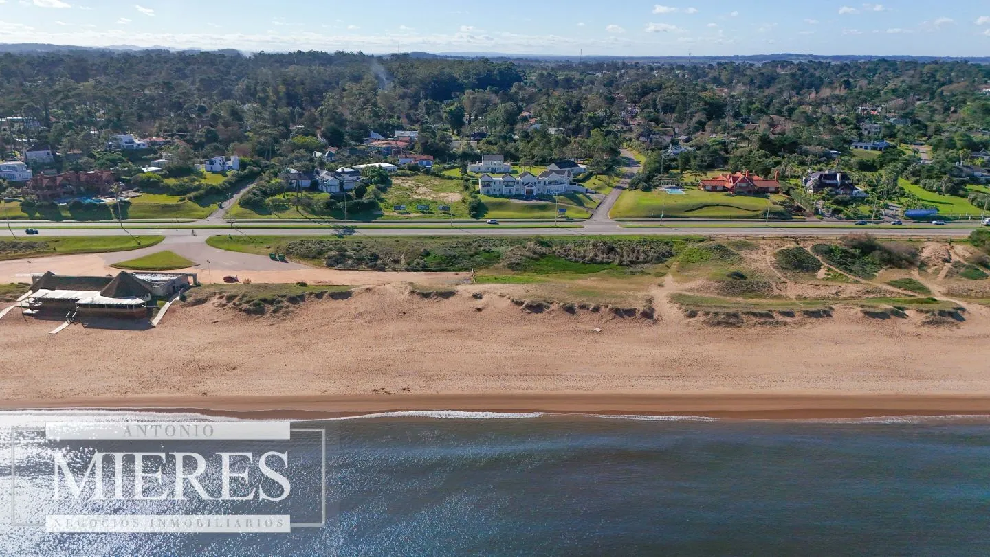 Venta lote en primera linea - Playa Mansa — foto 17
