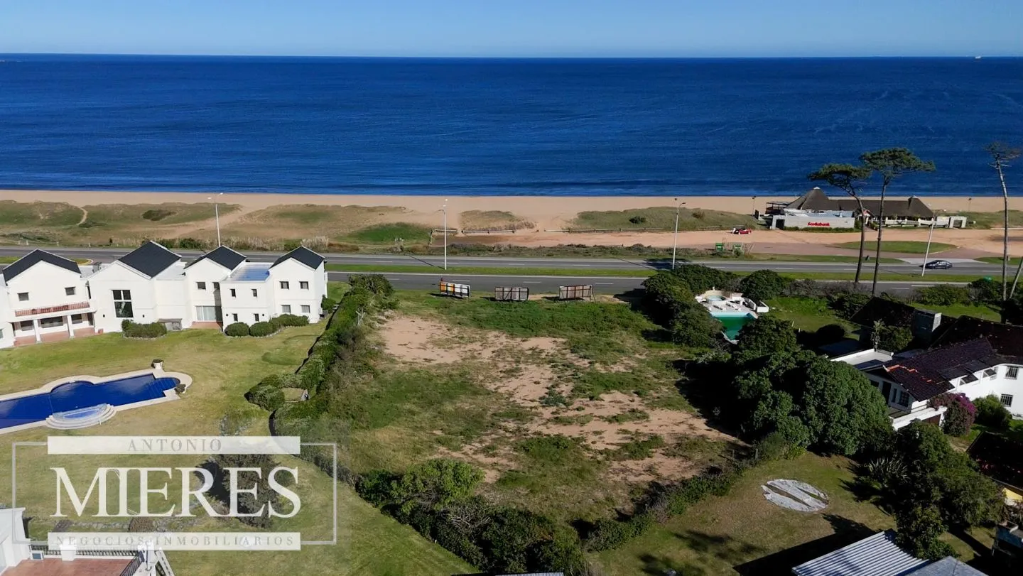 Venta lote en primera linea - Playa Mansa — foto 18