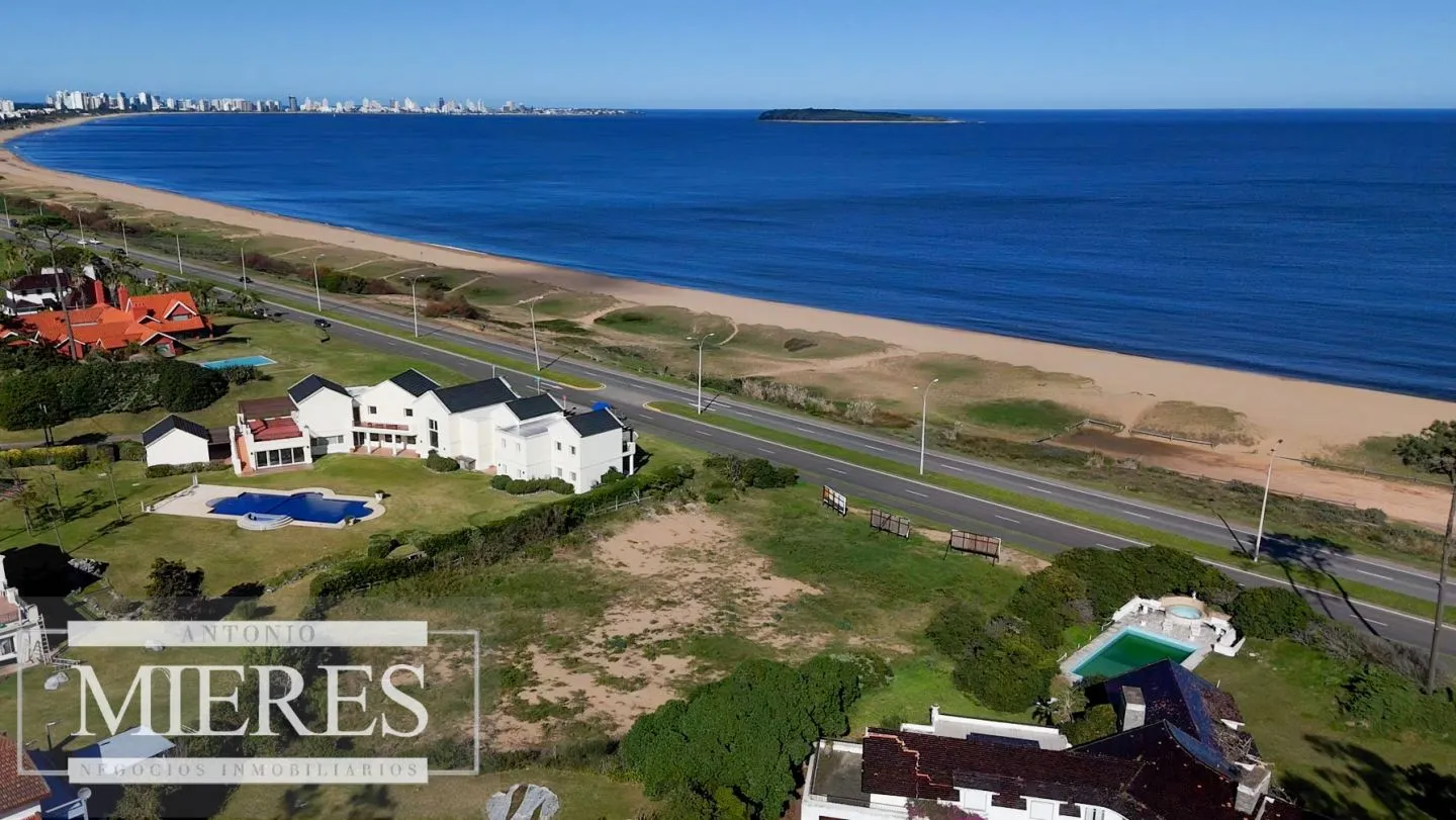 Venta lote en primera linea - Playa Mansa — foto 23