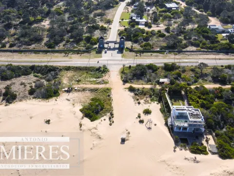 Terreno en venta sobre el mar a 3' de Jose Ignacio — foto 5