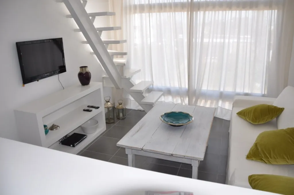 VENTA APTO 1 DORM C/TZA AZOTEA C/VISTA PISCINA - MANANTIALES — foto 2