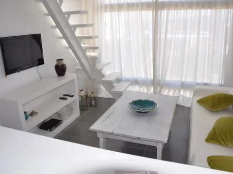 VENTA APTO 1 DORM C/TZA AZOTEA C/VISTA PISCINA - MANANTIALES — foto 2