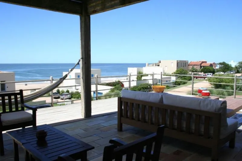 ALQ TEMP CASA 5 DORM C/PISCINA A PASOS DE PLAYA PTA PIEDRAS — foto 3