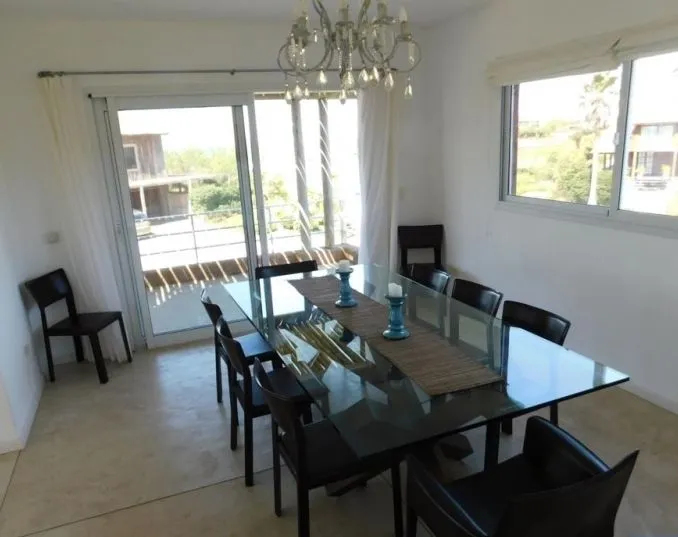 VENTA ALQ TEMP CASA 5 DORM PISCINA A MTS DE PLAYA PTA PIEDRA — foto 9