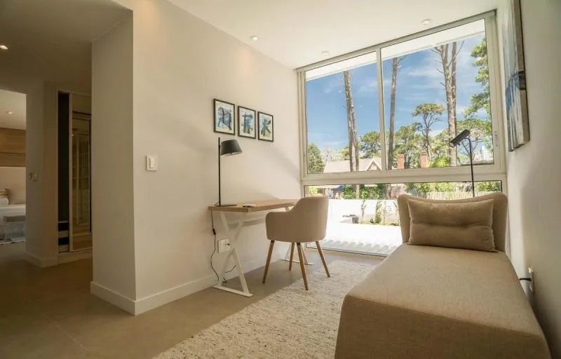 Venta casa 4 dormitorios- Bvar Artigas Barrio Privado — foto 9